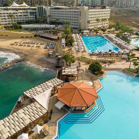 Moevenpick Hotel Beirut Eksteriør billede