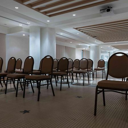 Moevenpick Hotel Beirut Eksteriør billede