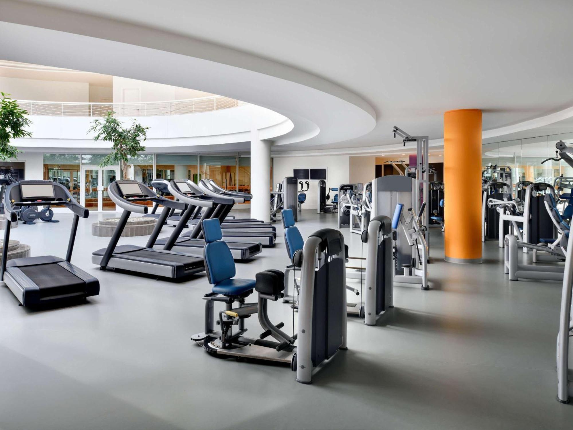 Moevenpick Hotel Beirut Eksteriør billede